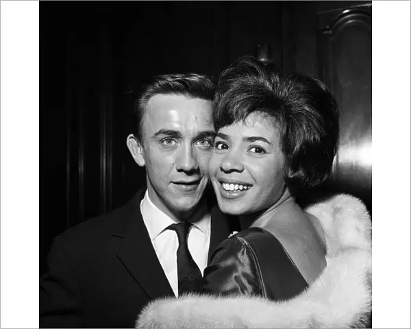 Photographic Print of Singer Shirley Bassey with her fiance Kenneth Hume