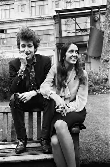 Bob Dylan and Joan Baez Print, Savoy Gardens London 1965